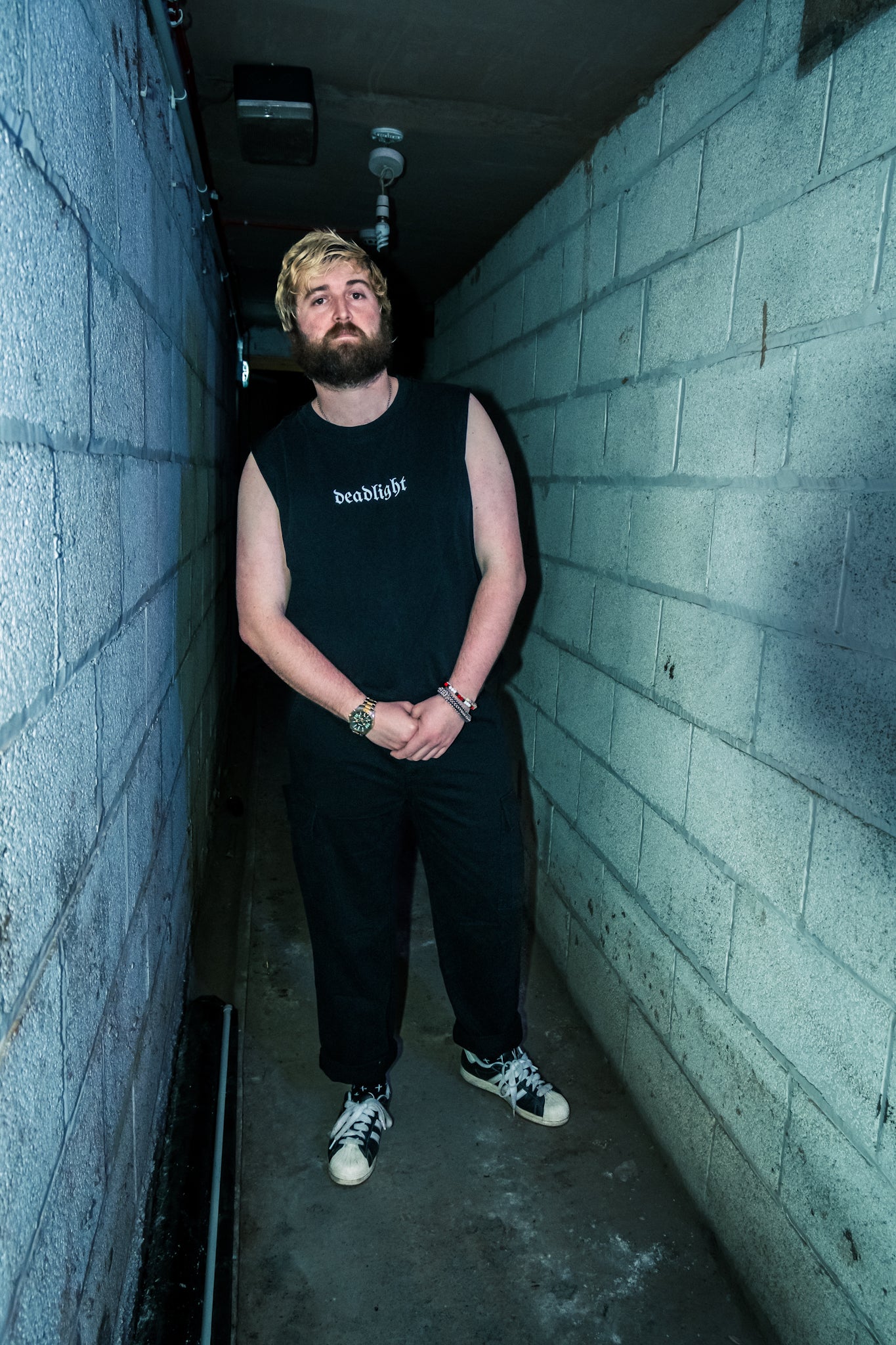 DEADLIGHT LOGO FRAYED TANK - BLACK