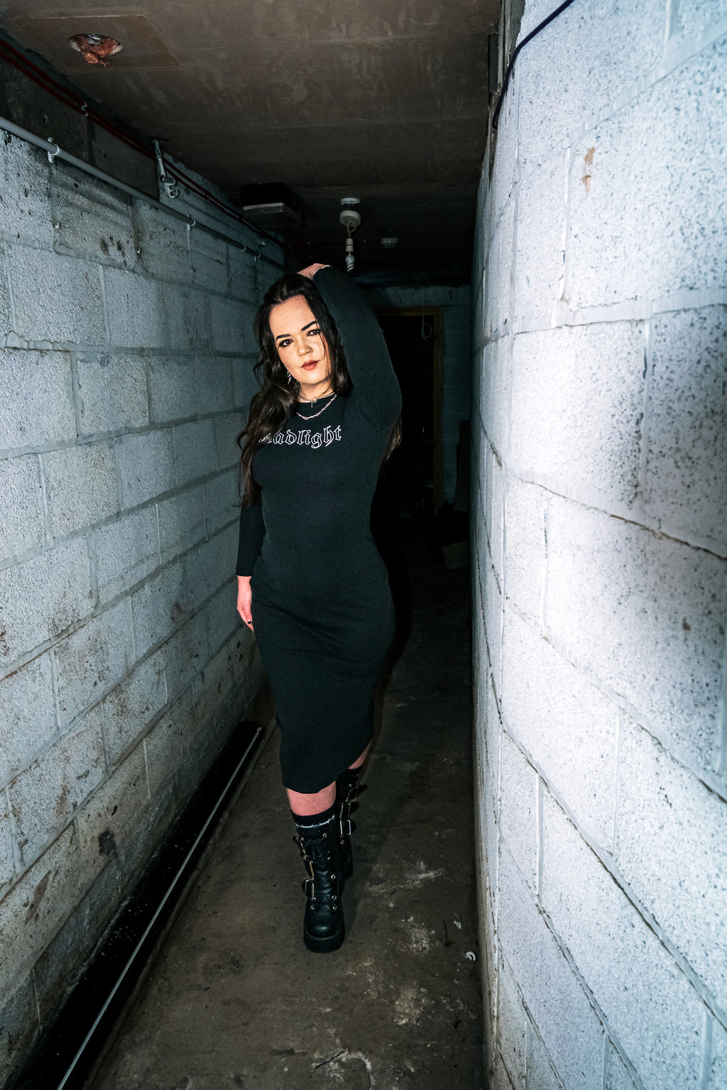 DEADLIGHT HOLLOW LOGO MIDI DRESS - BLACK