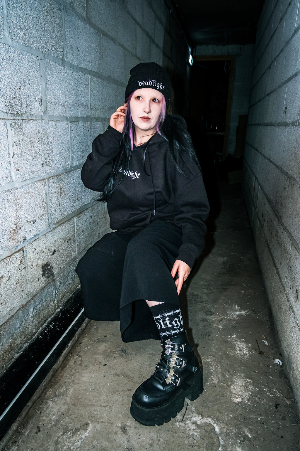 DL HEART LOGO HOODIE - BLACK