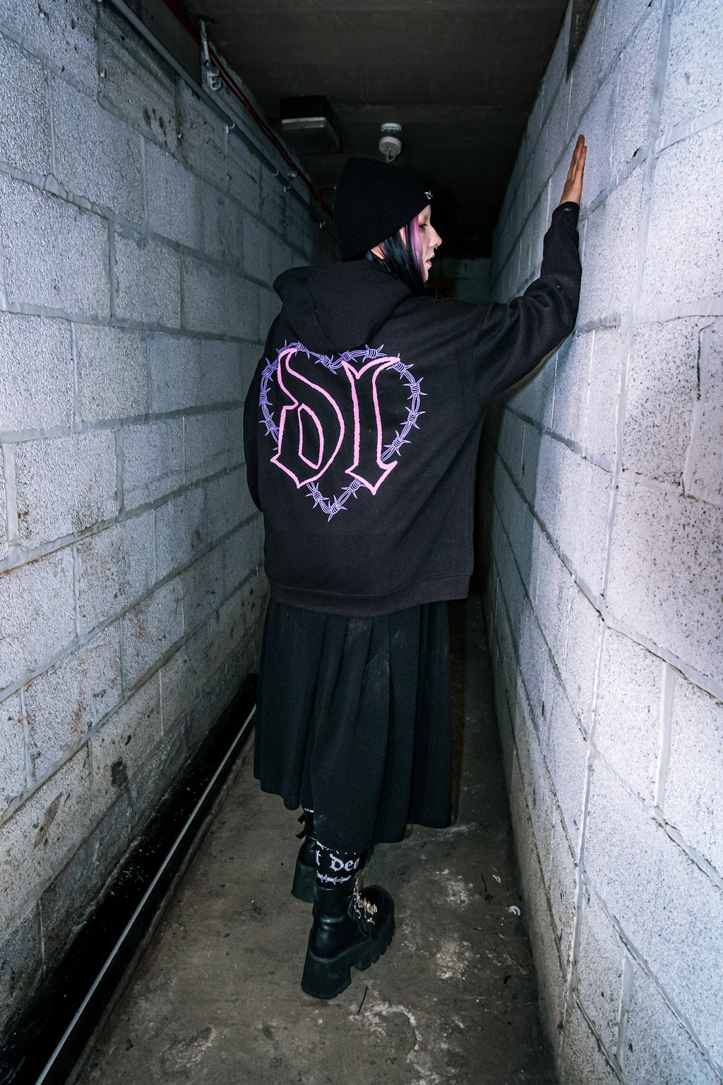 DL HEART LOGO HOODIE - BLACK