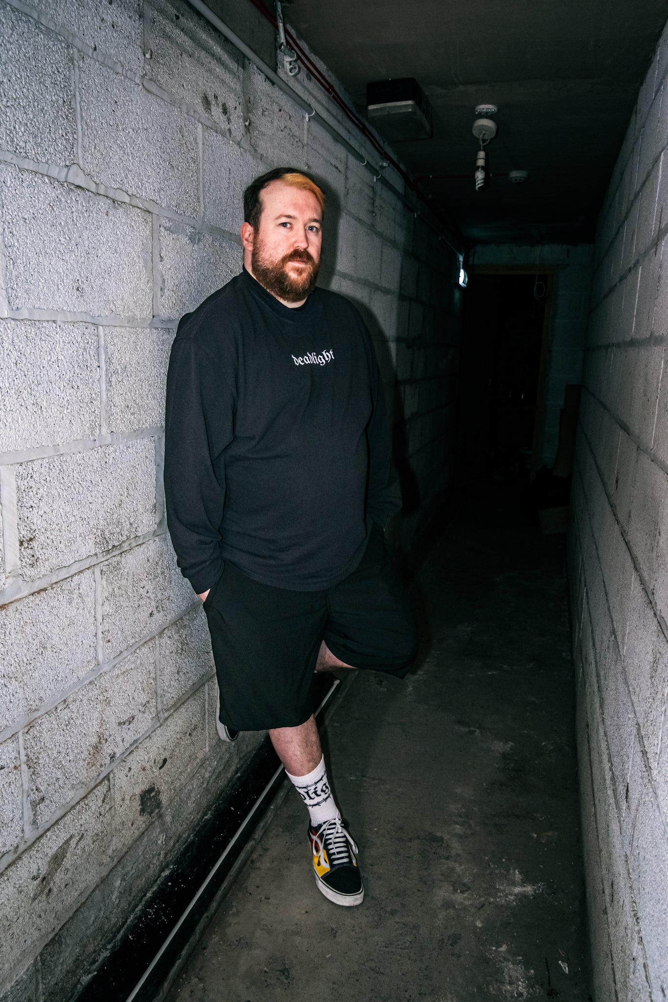 DEADLIGHT LOGO LONG SLEEVE - BLACK