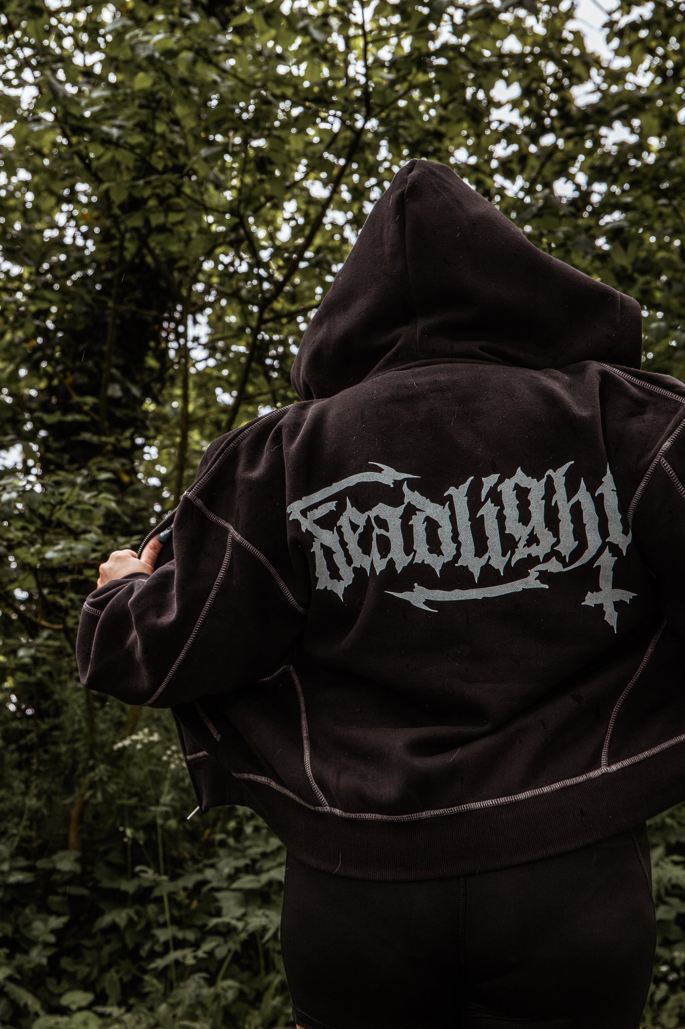 ALTERED LOGO ZIP UP HOODIE - BLACK