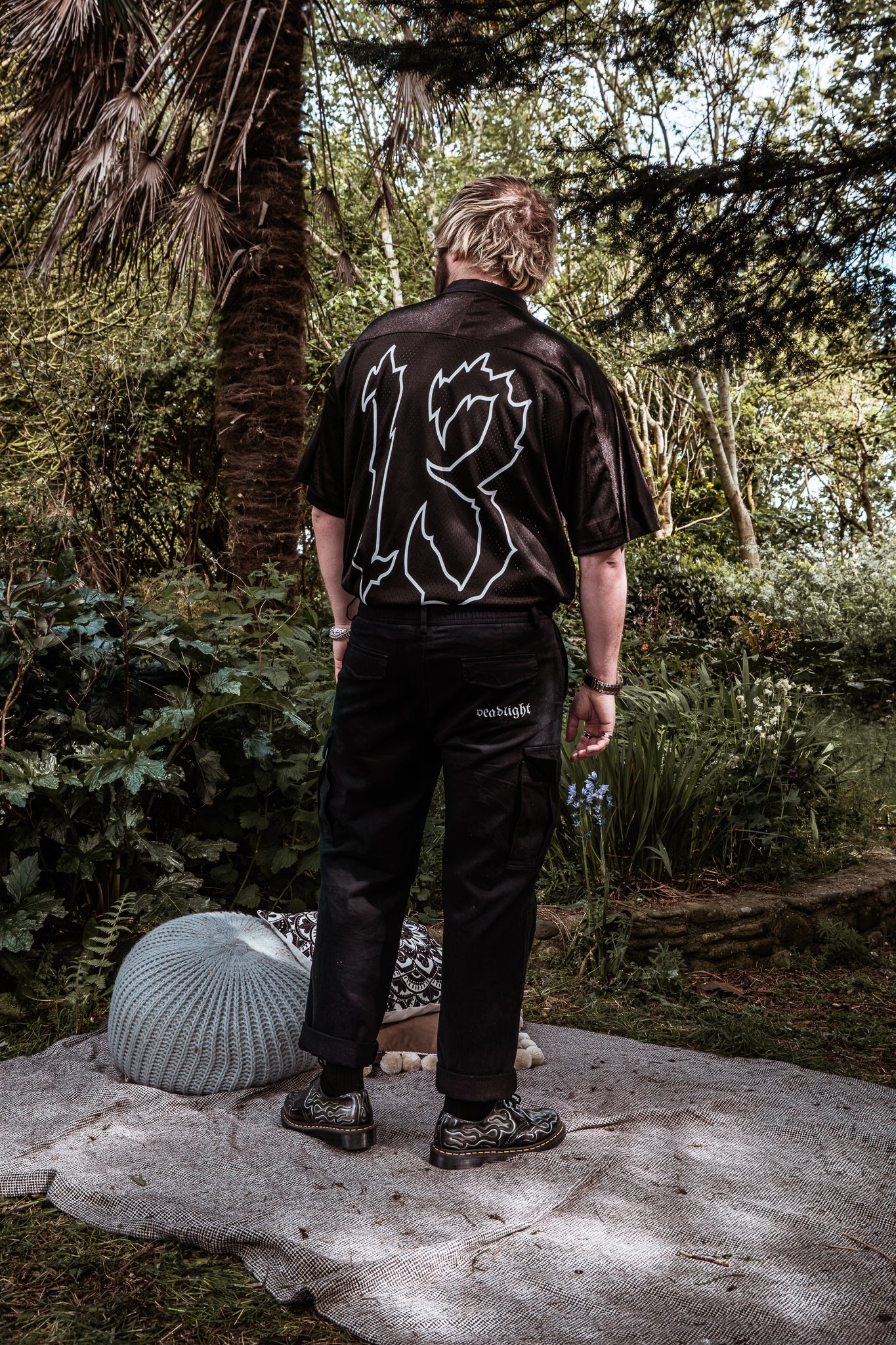 ALTERED LOGO HOCKEY JERSEY - BLACK